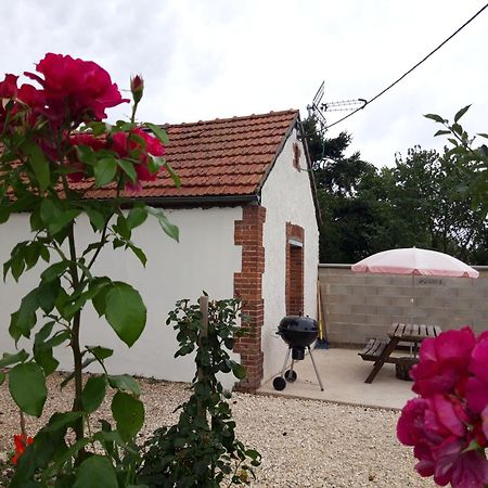 Studio à Theuville-Baigneaux Theuville  Extérieur photo